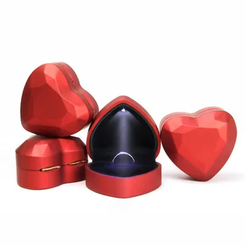 Kreatívne LED Krúžok Vodotesný Box v Tvare Srdca Šperky Skladovanie pre Návrh Spoveď Krúžok Políčko Zobraziť Darček Svadobné Dodávky